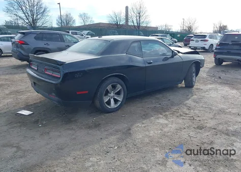 2019 Dodge Challenger Sxt z USA, uszkodzony, nr VIN 2C3CDZAG6KH691684